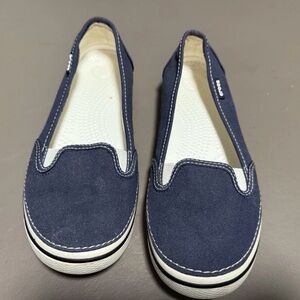 CROCS HOVER SLIP ON Deck Shoe Casual Blue Womens Size 8